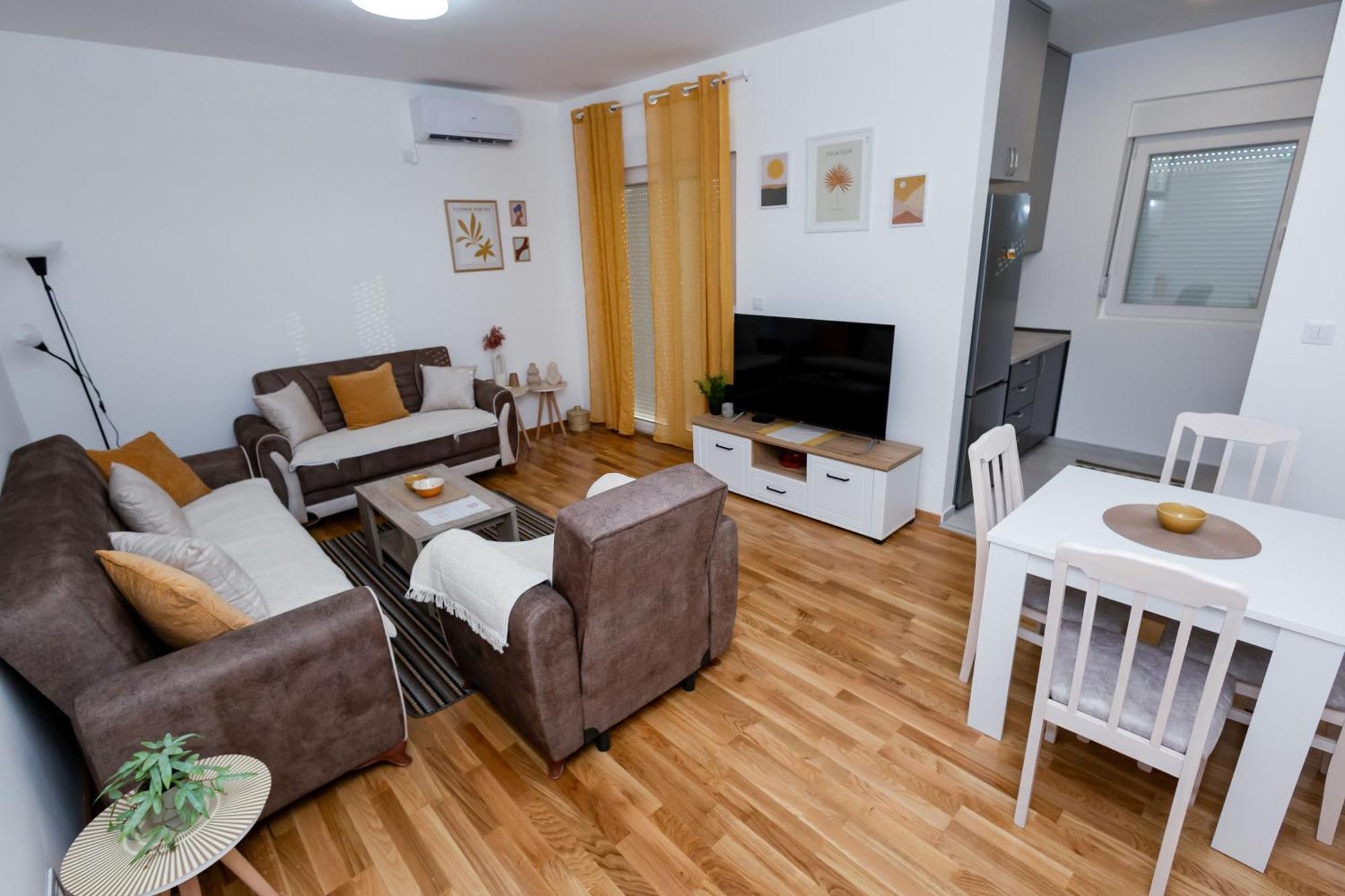 Elegant Escape Podgorica Apartment ภายนอก รูปภาพ